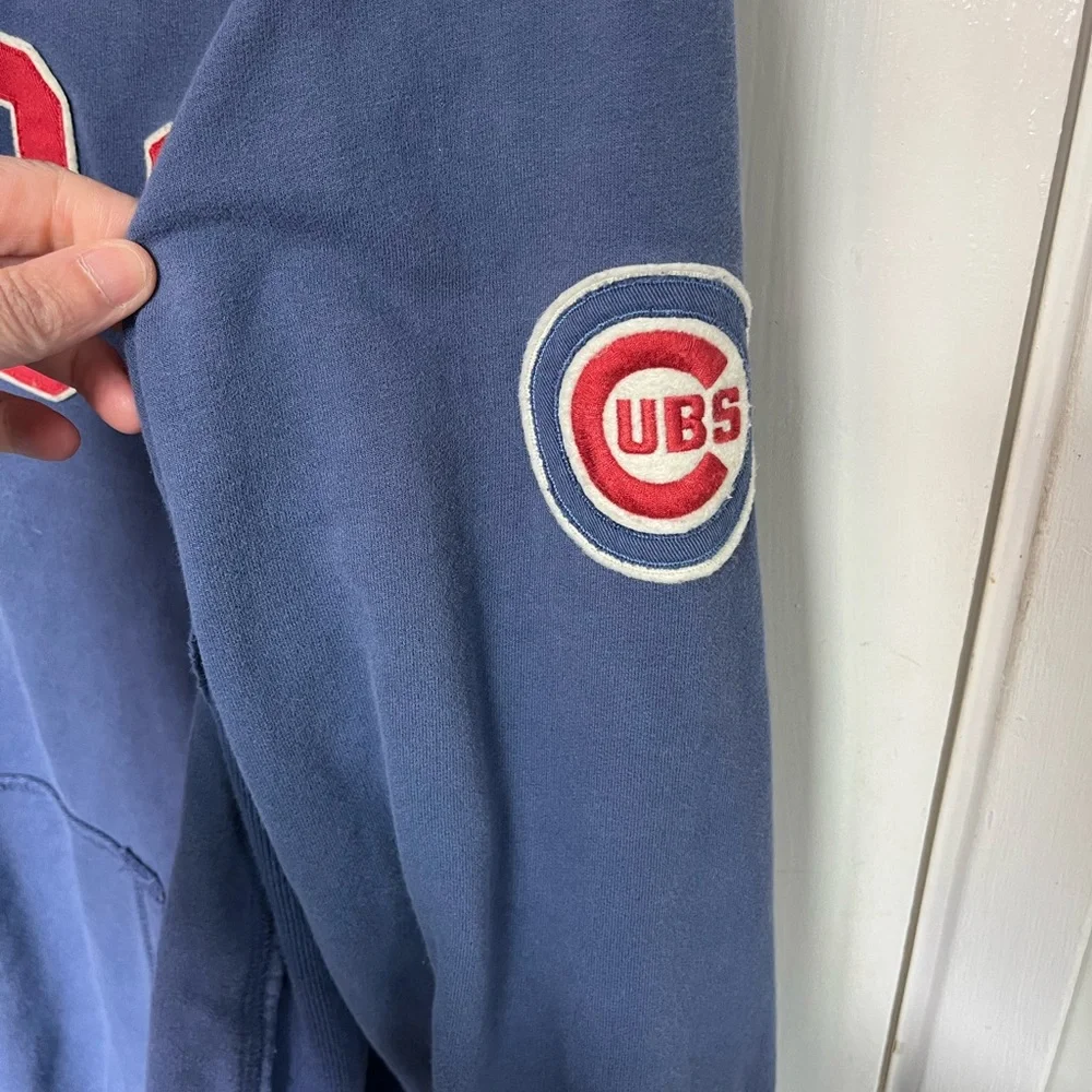 Chicago Cubs Embroidered Hoodie - Picture 4 of 5